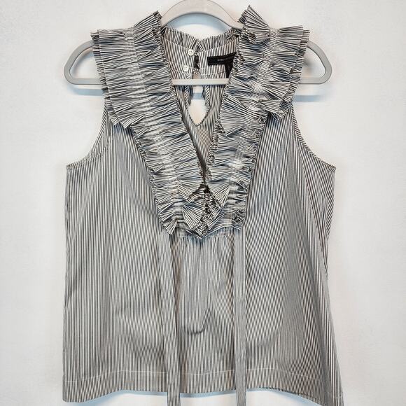 Bcbgmaxazria Ruffle Neck Sleeveless Blouse Size M Gray Stripe Stretch Avant Chic - Picture 1 of 10